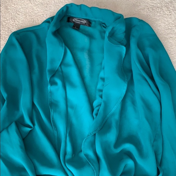 Bundle of 4 long sleeve sheer shirts! - Picture 5 of 8